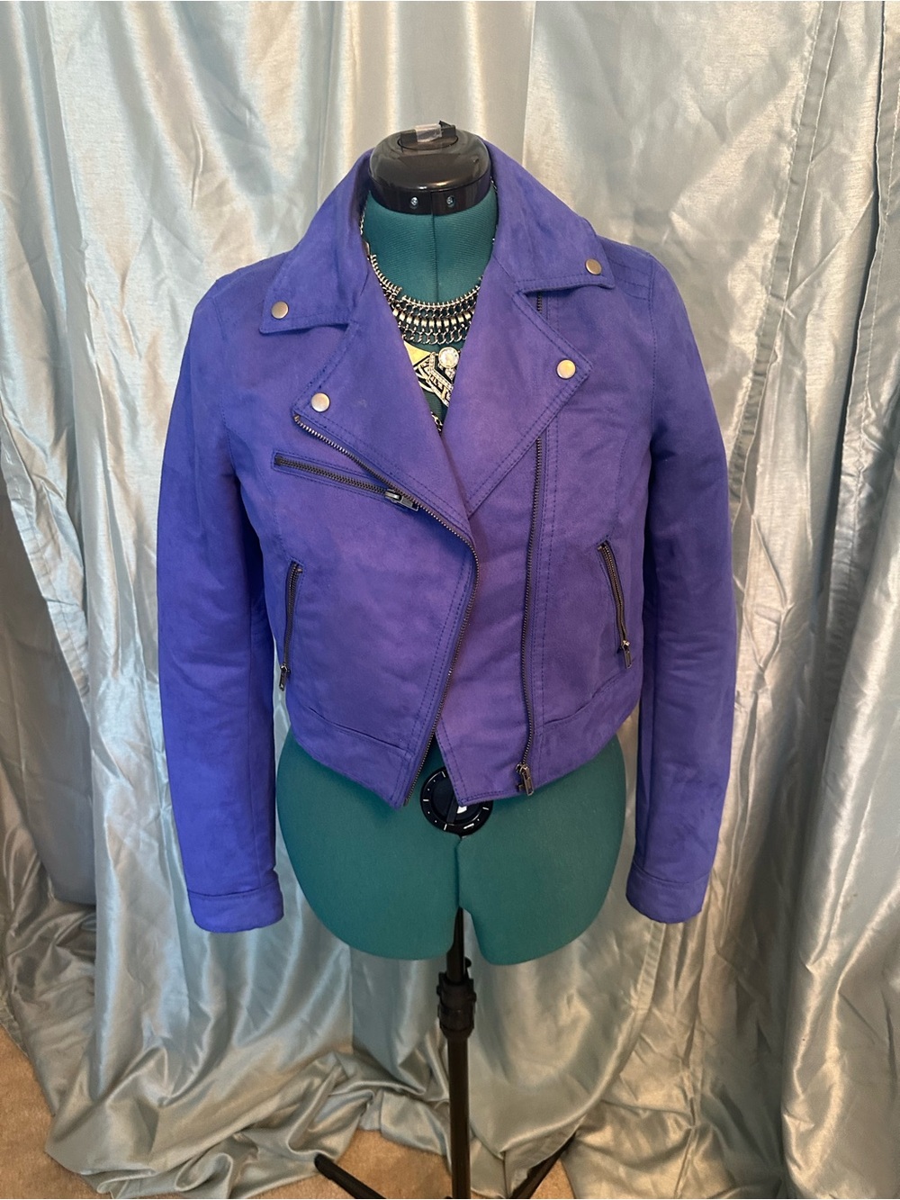 Women’s Faux Suede Moto Jacket - Cropped Biker Style